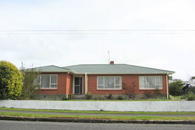 Photo of property in 26 Cutfield Street, Inglewood, 4330