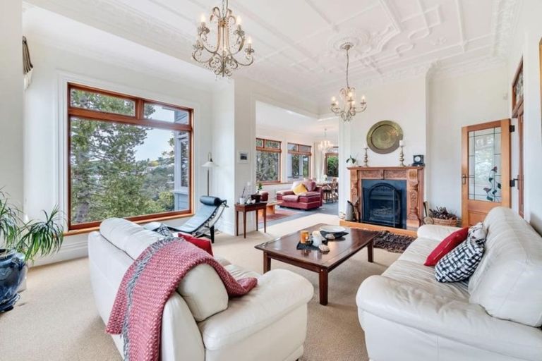 Photo of property in 49 Seaview Avenue, Northcote, Auckland, 0627