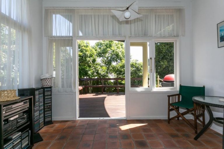 Photo of property in 31 Cameron Road, Bluff Hill, Napier, 4110