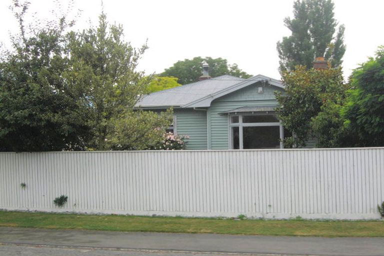 Photo of property in 20 Roosevelt Avenue, St Albans, Christchurch, 8014