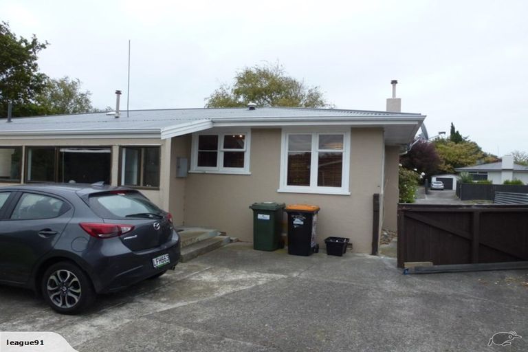 Photo of property in 124 Ruamahanga Crescent, Terrace End, Palmerston North, 4410