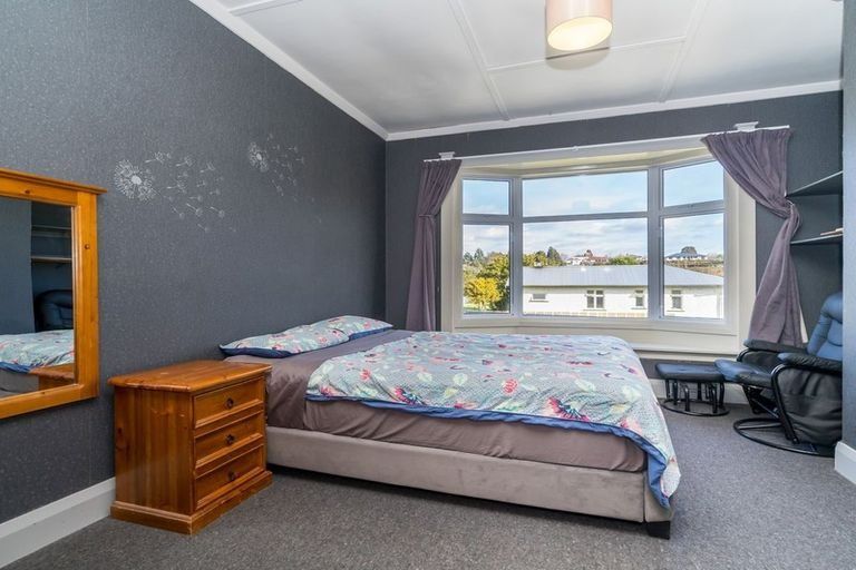 Photo of property in 43 Copinsha Street, Palmerston, 9430