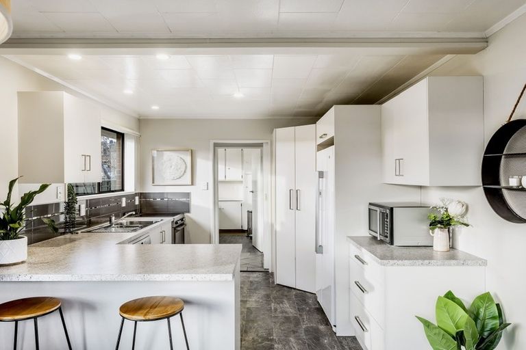 Photo of property in 2 Kent Place, Mosgiel, 9024