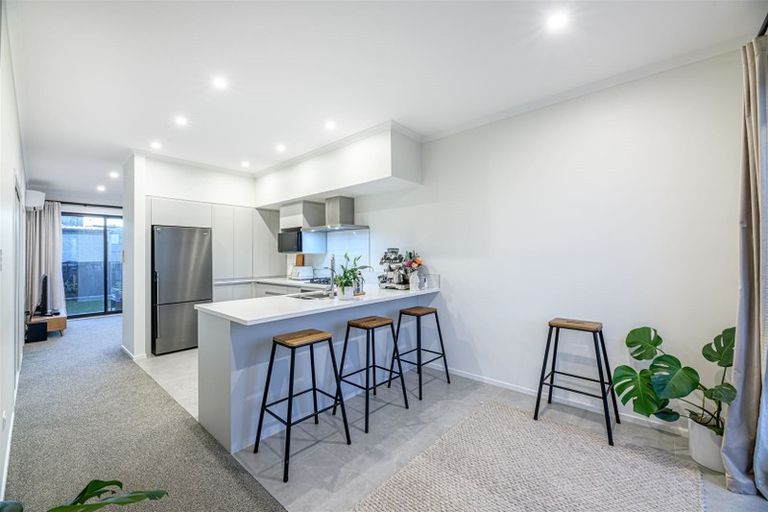Photo of property in 42 Pennant Street, Long Bay, Auckland, 0630