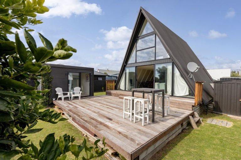 Photo of property in 253b Dickson Road, Papamoa Beach, Papamoa, 3118