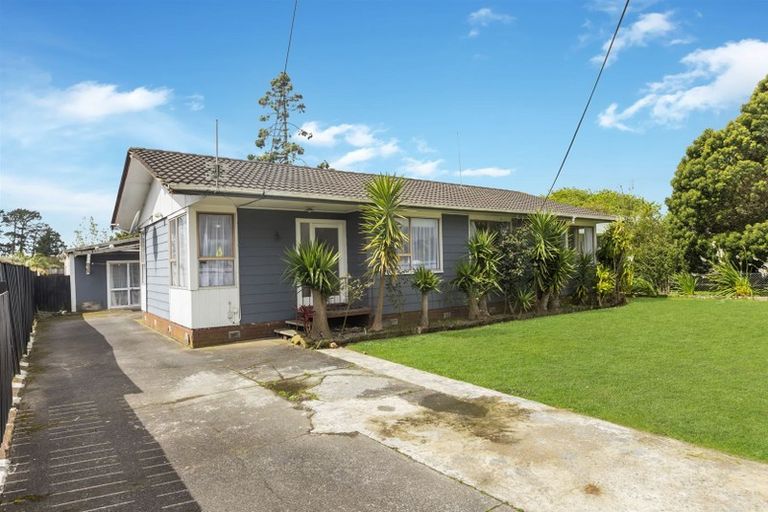 Photo of property in 31 Border Road, Henderson, Auckland, 0612