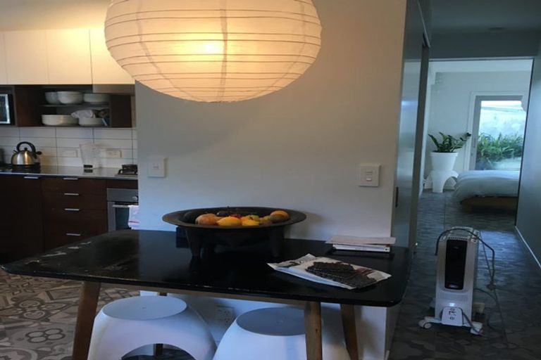 Photo of property in 8 Morice Place, Torbay, Auckland, 0630