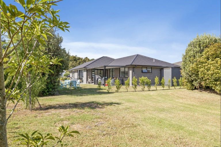 Photo of property in 13 Park Avenue, Mangawhai Heads, Mangawhai, 0505