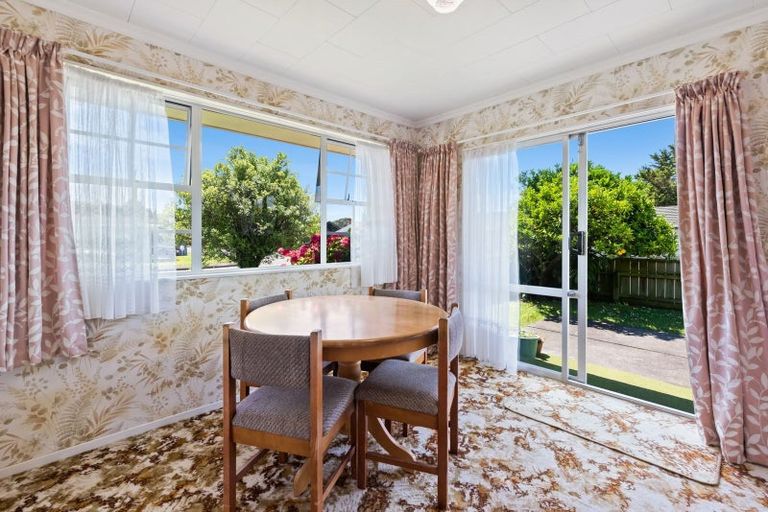 Photo of property in 25 Knights Grove, Otaki, 5512