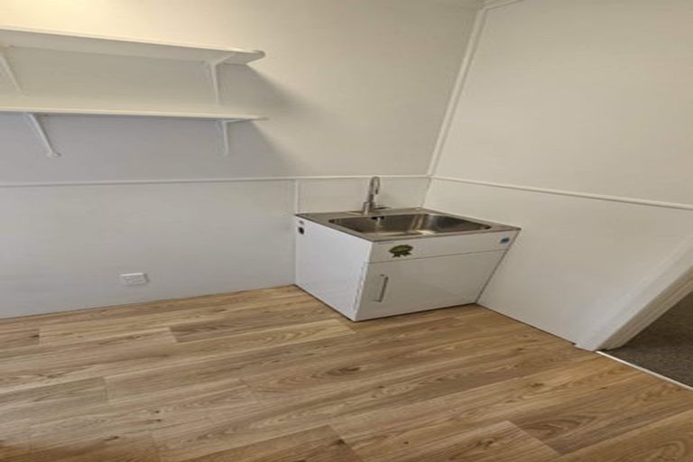 Photo of property in 23-25 Stephens Crescent, Highbury, Palmerston North, 4412
