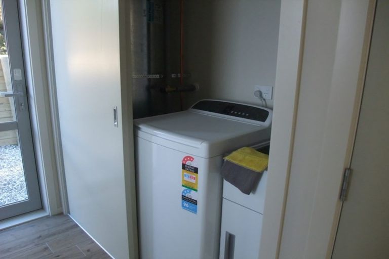 Photo of property in 17 Moraine Place, Lake Hawea, Wanaka, 9382