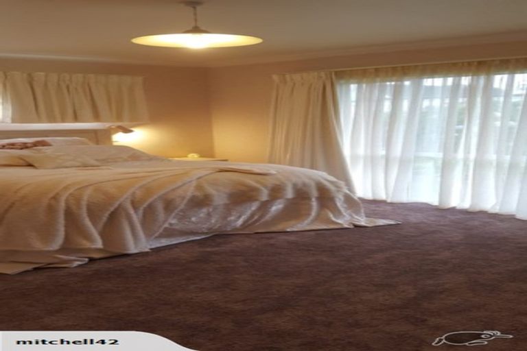 Photo of property in 12 Clare Street, Cambridge, 3434