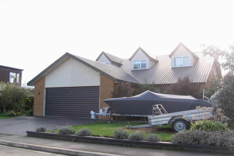 Photo of property in 6 Herbs Place, Cashmere, Christchurch, 8022