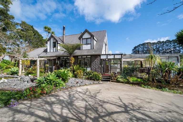 Photo of property in 82 Ross Lane, Kumeu, 0891