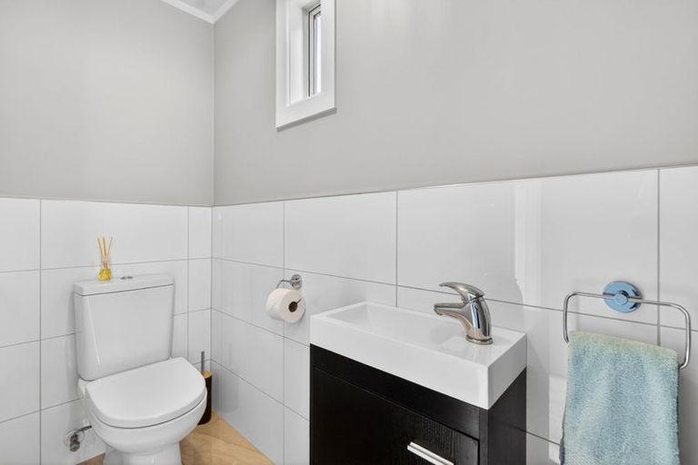 Photo of property in 17a Alexander Street, Papakura, 2110