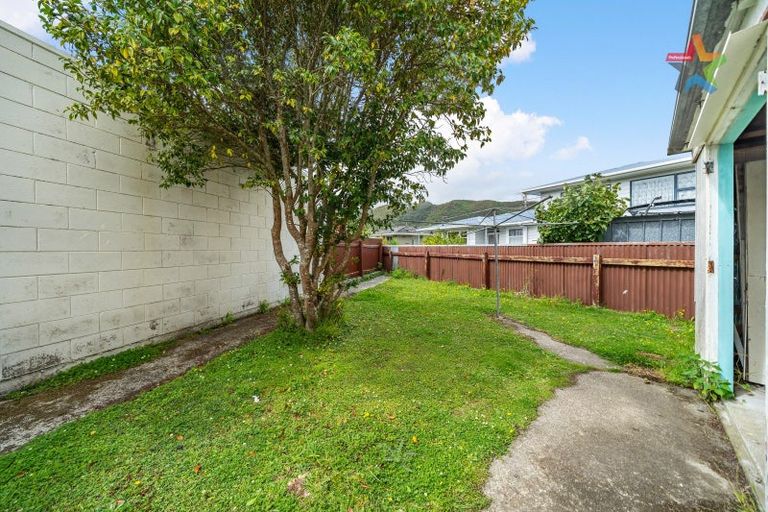 Photo of property in 1/8 Ferretti Grove, Avalon, Lower Hutt, 5011