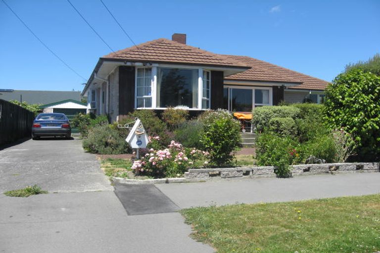 Photo of property in 9 Janet Street, Upper Riccarton, Christchurch, 8041