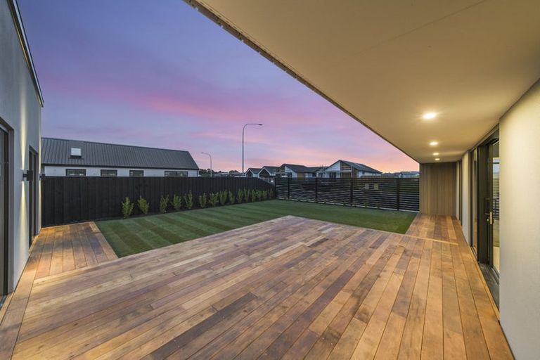 Photo of property in 27 Goldie Drive, Rangiora, 7400