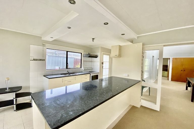 Photo of property in 109 Everglade Drive, Totara Heights, Auckland, 2105