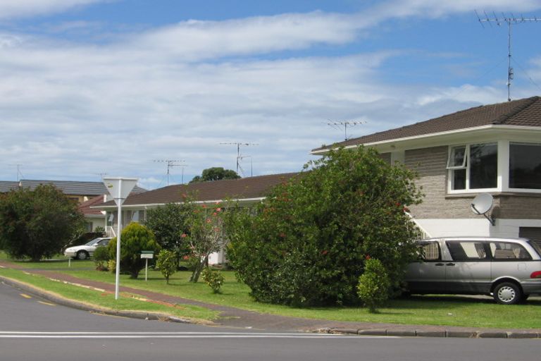 Photo of property in 2/771 Beach Road, Browns Bay, Auckland, 0630