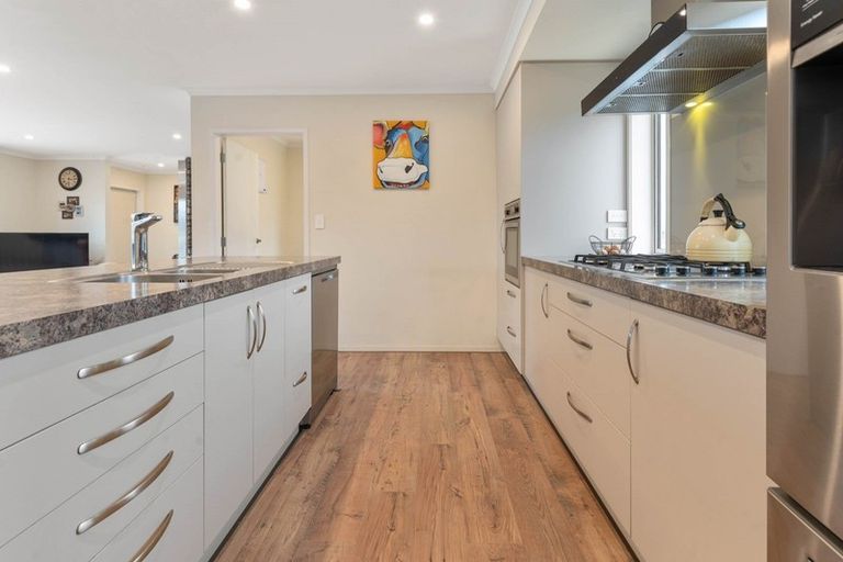 Photo of property in 43 Tawhero Street, Mamaku, 3020