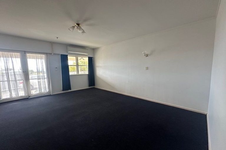 Photo of property in 3 Lincoln Road, Bluff Hill, Napier, 4110