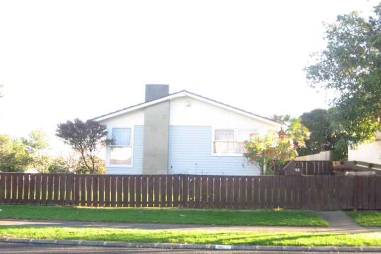 Photo of property in 24 Gainsborough Street, Manurewa, Auckland, 2102