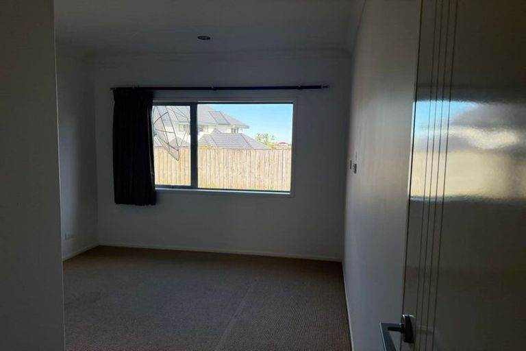 Photo of property in 831a Chapel Road, Shamrock Park, Auckland, 2016