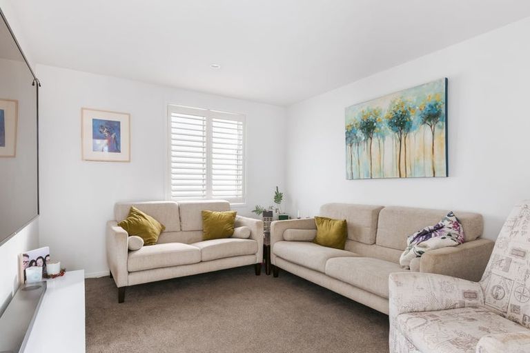 Photo of property in 9 Washingtonia Way, Omokoroa, 3114