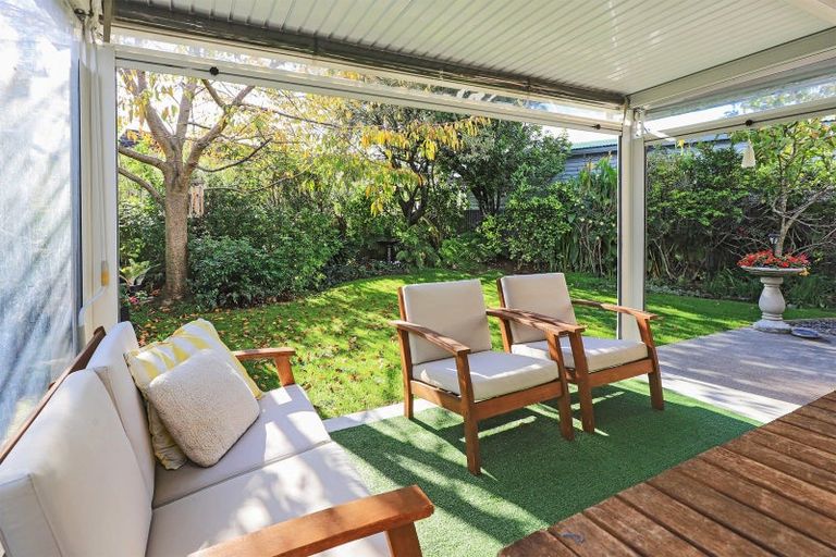 Photo of property in 6b Oxford Place, Taradale, Napier, 4112