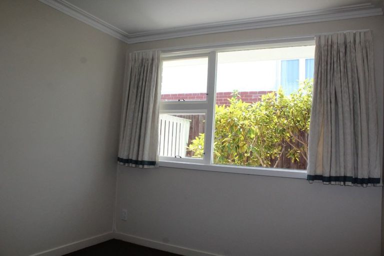 Photo of property in 92 Eglinton Road, Mornington, Dunedin, 9011