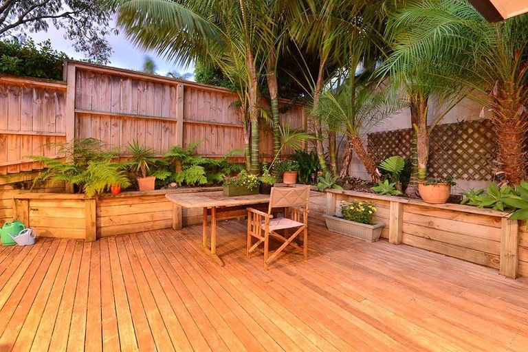 Photo of property in 1/26 Fenwick Avenue, Milford, Auckland, 0620