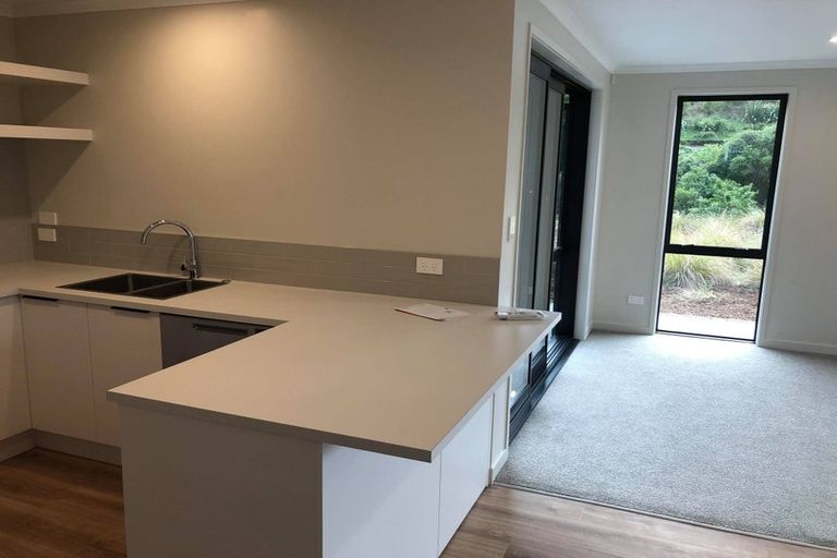 Photo of property in 92 Pakanga Grove, Pyes Pa, Tauranga, 3112