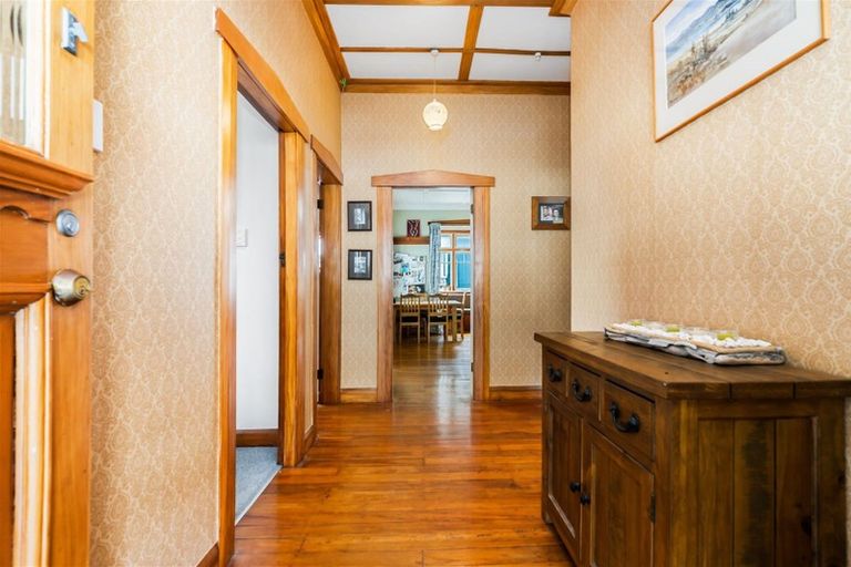 Photo of property in 16 Zealandia Street, Kensington, Whangarei, 0112