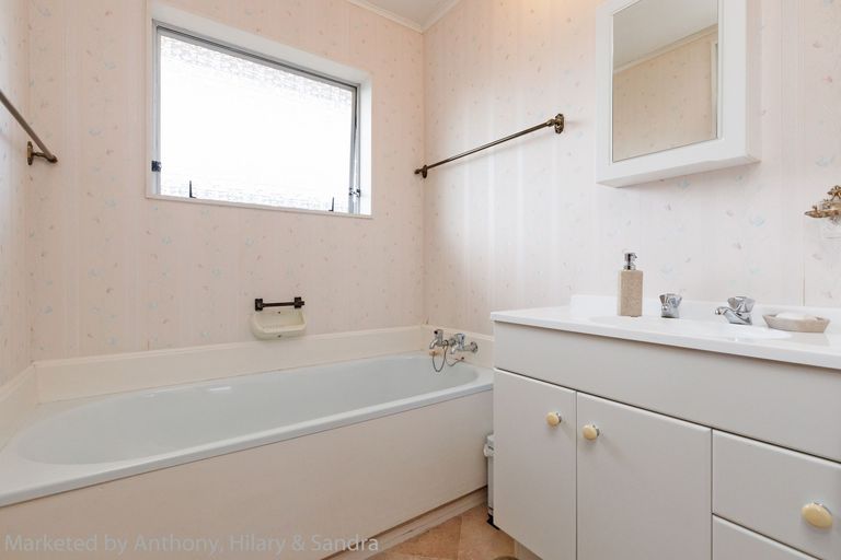 Photo of property in 74a Monrad Street, Highbury, Palmerston North, 4412