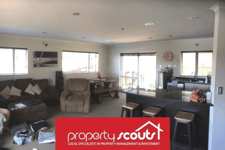 Photo of property in 5a Squirrel Lane, Browns Bay, Auckland, 0630