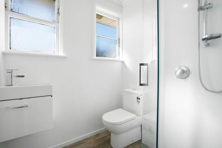 Photo of property in 2 Kenney Crescent, Fairfield, Hamilton, 3214