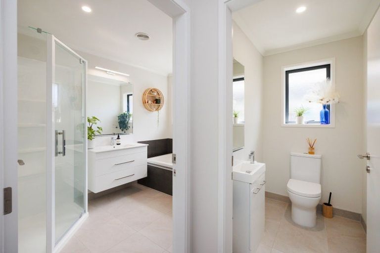 Photo of property in 2 Monarch Drive, Ashhurst, 4810