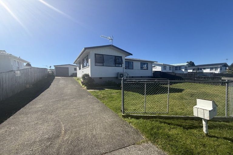 Photo of property in 17 Maida Vale, Manurewa, Auckland, 2102