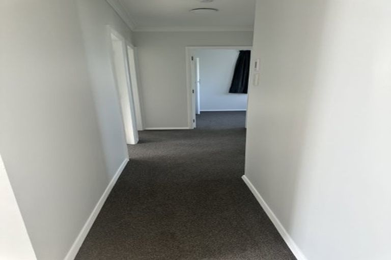 Photo of property in 11 Henry Street, Ebdentown, Upper Hutt, 5018