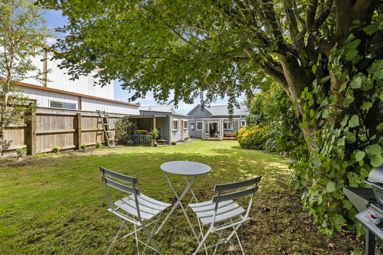 Photo of property in 51 Gaine Street, New Plymouth, 4310