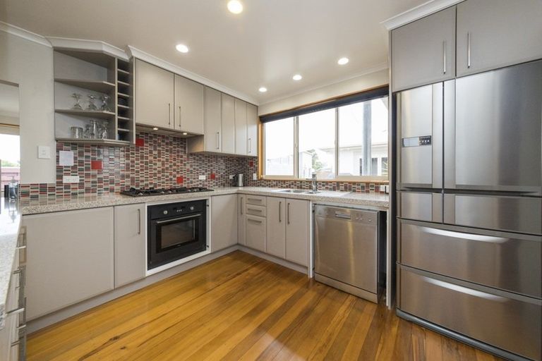 Photo of property in 23 Buick Crescent, Awapuni, Palmerston North, 4412