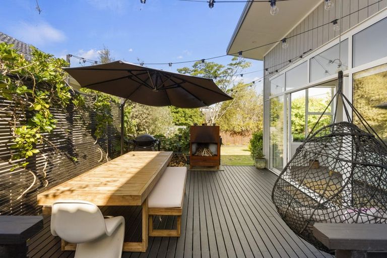 Photo of property in 72 Kiwitea Street, Sandringham, Auckland, 1041