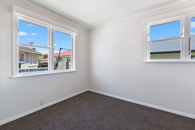 Photo of property in 25 Athlone Crescent, Boulcott, Lower Hutt, 5011
