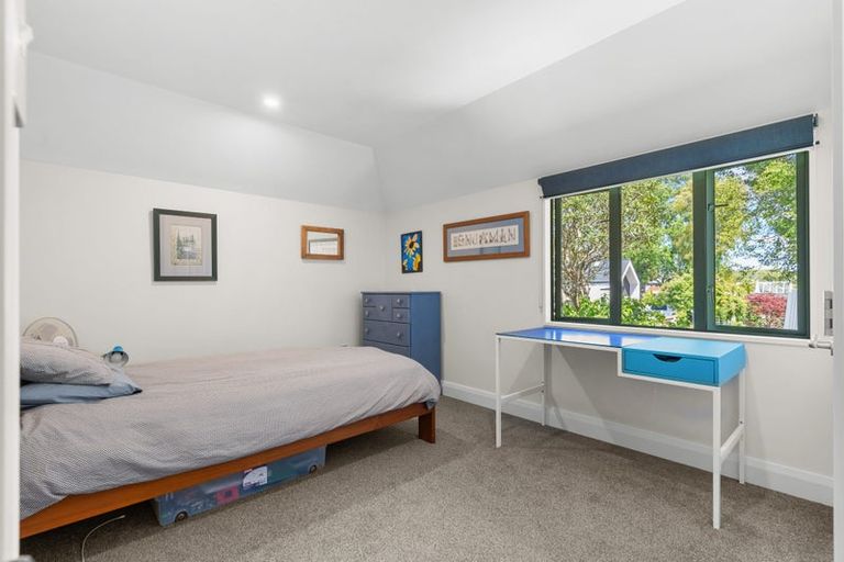 Photo of property in 18a Daresbury Lane, Fendalton, Christchurch, 8014