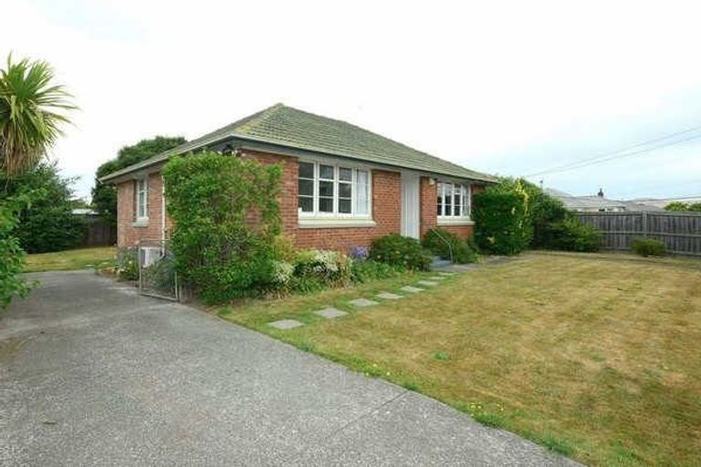 Photo of property in 20 Holland Street, Avonside, Christchurch, 8061