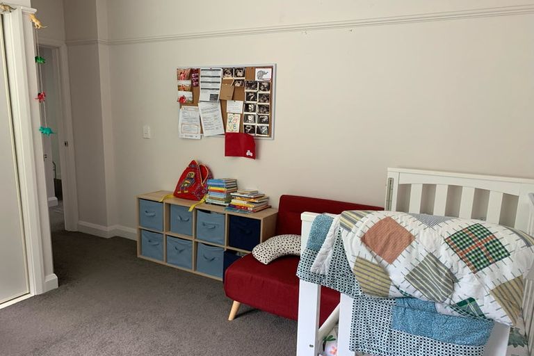 Photo of property in Fountain Court, 1/48c Oriental Parade, Oriental Bay, Wellington, 6011