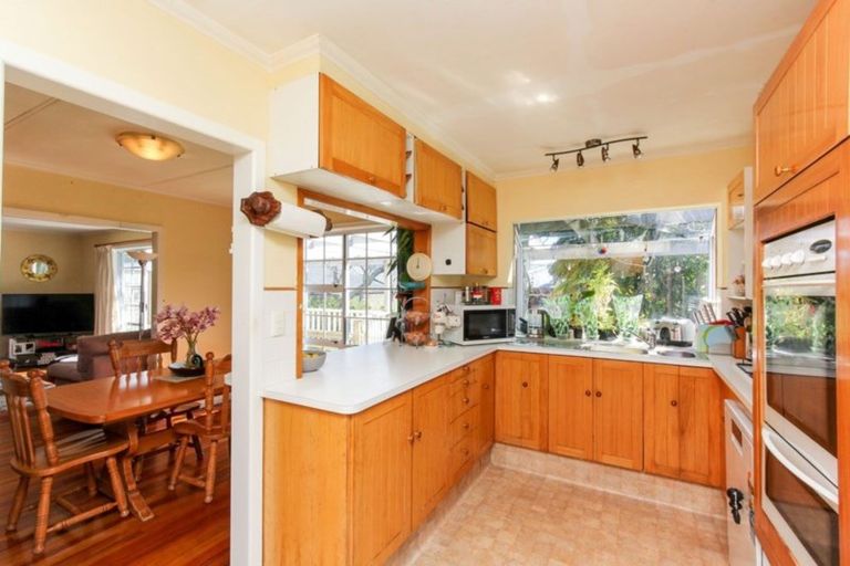 Photo of property in 13 Wilton Street, Westown, New Plymouth, 4310