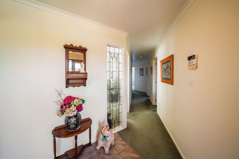 Photo of property in 190 Glover Road, Hawera, 4610