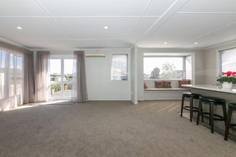 Photo of property in 34a Napier Road, Havelock North, 4130